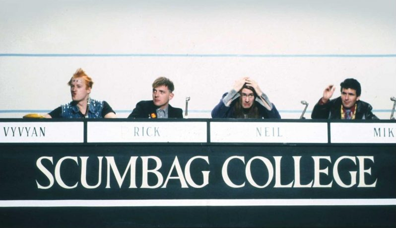 university-challenge-young-ones-800x500